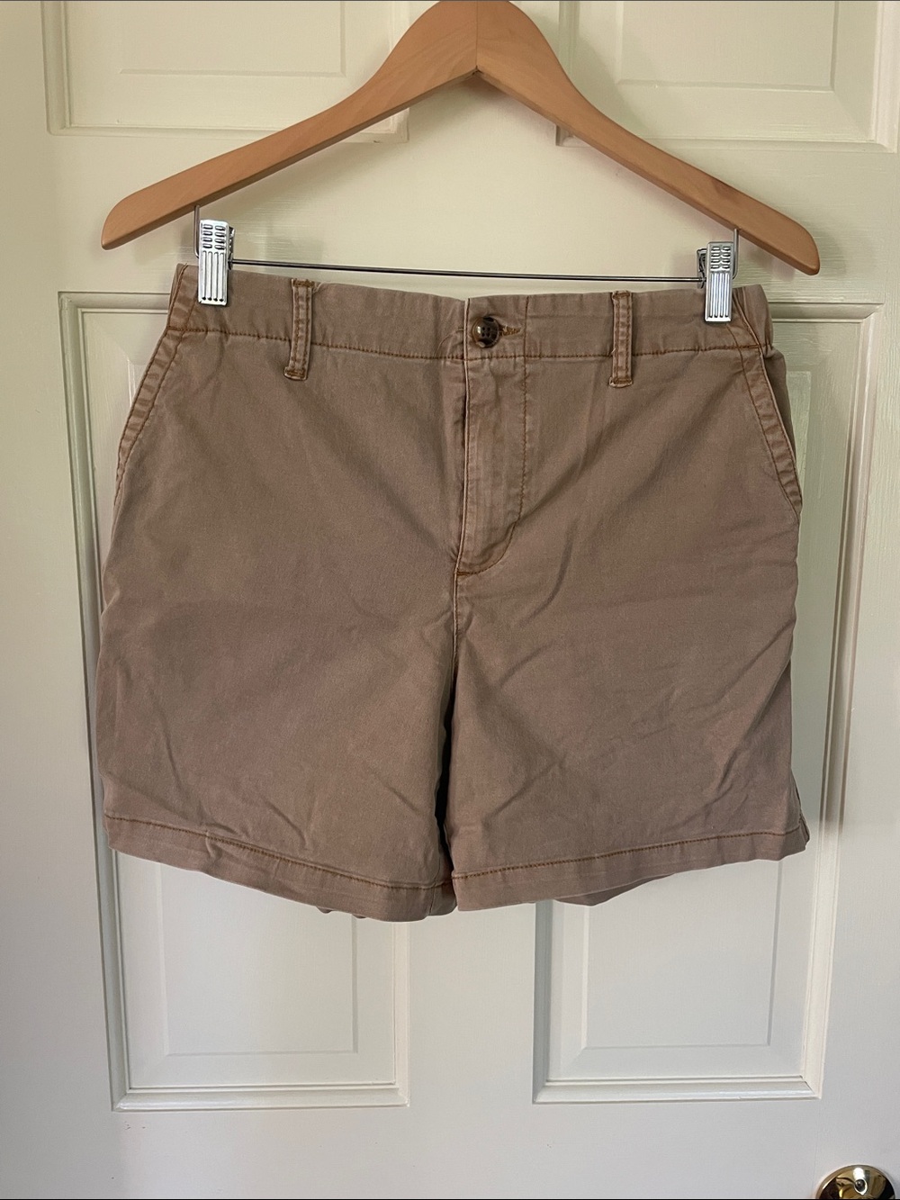 Old Navy Women's Khaki Bermuda Shorts